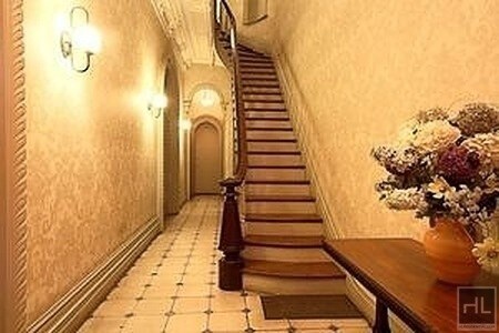 Foto del edificio - 110 E 17th St