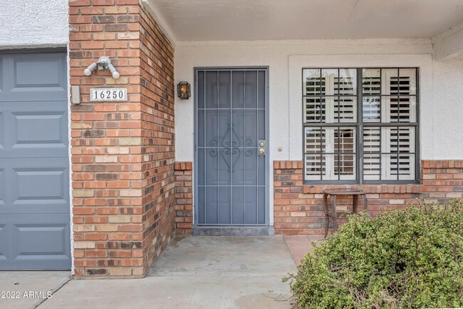 Foto del edificio - 16250 N 64th Pl