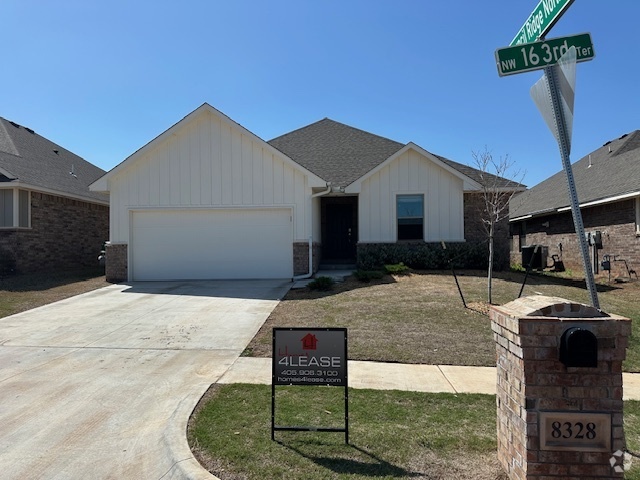 Building Photo - 8328 NW 163rd Ter