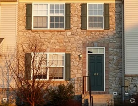 Building Photo - 193 Bradford St