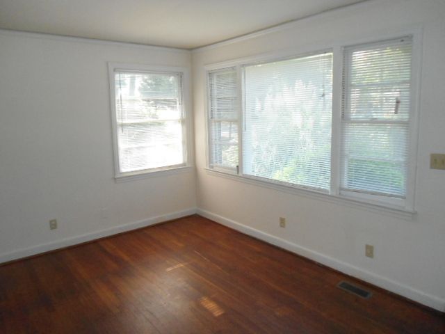 Foto del edificio - 40 Carillon Ct