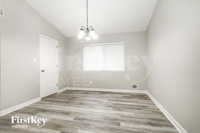 Building Photo - 855 Lost Creek Cir