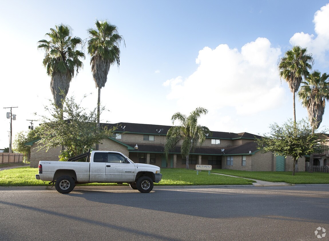 Building Photo - 1011 Citrus Terrace