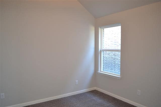 Building Photo - 5090 Royal Springs Dr