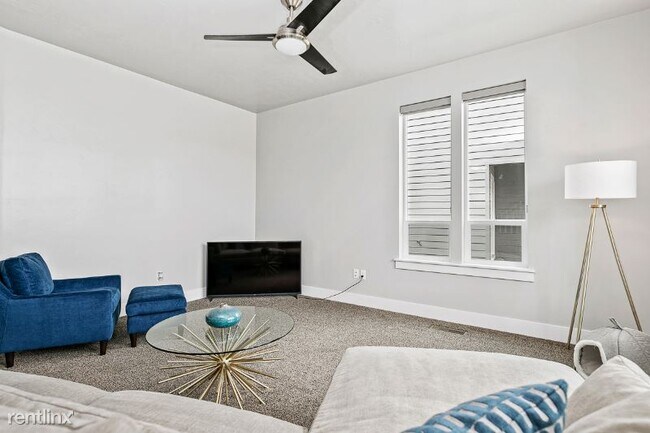 Building Photo - 3 br, 2.5 bath House - 1897 W American For...
