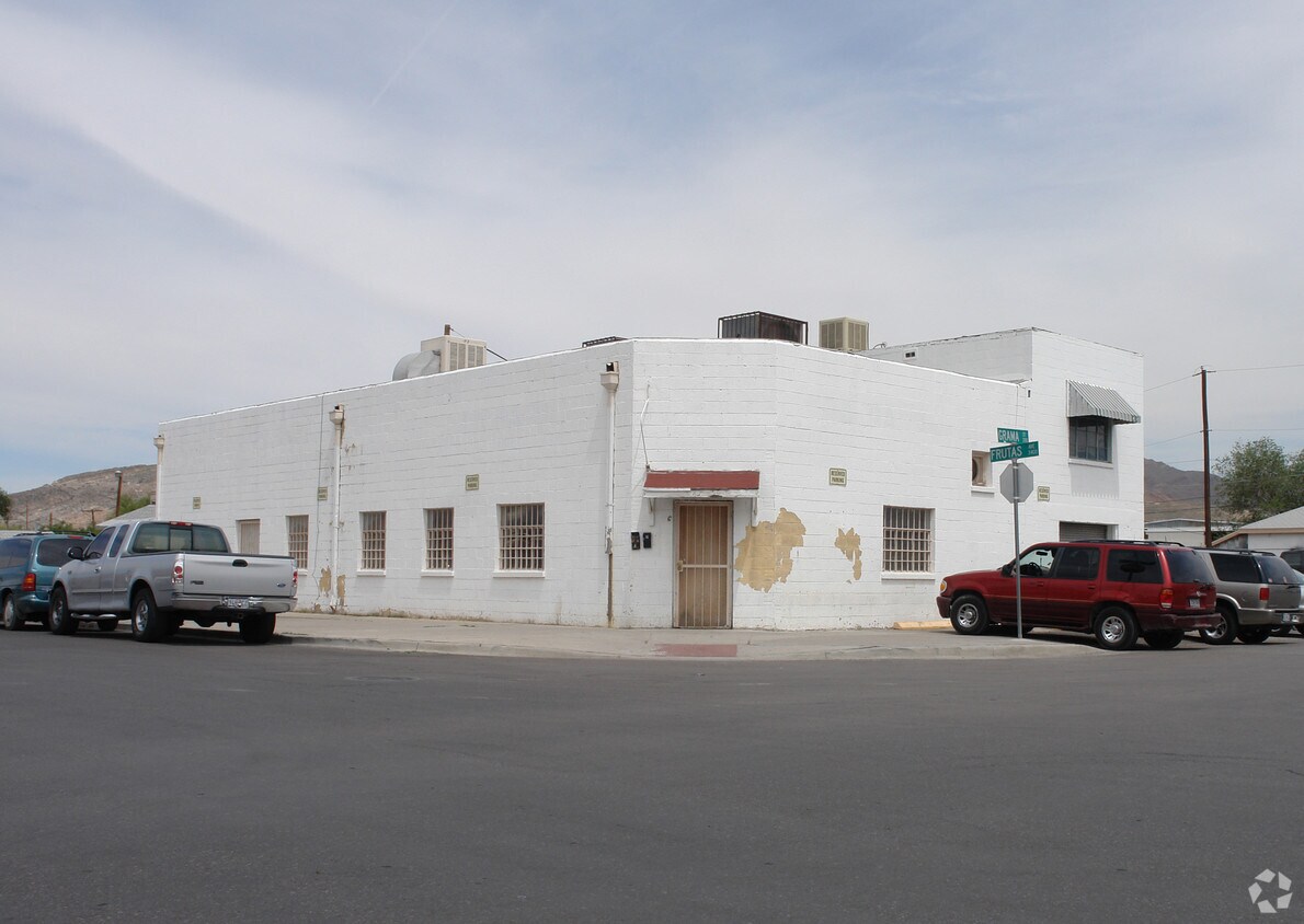 Primary Photo - 3425 Frutas Ave