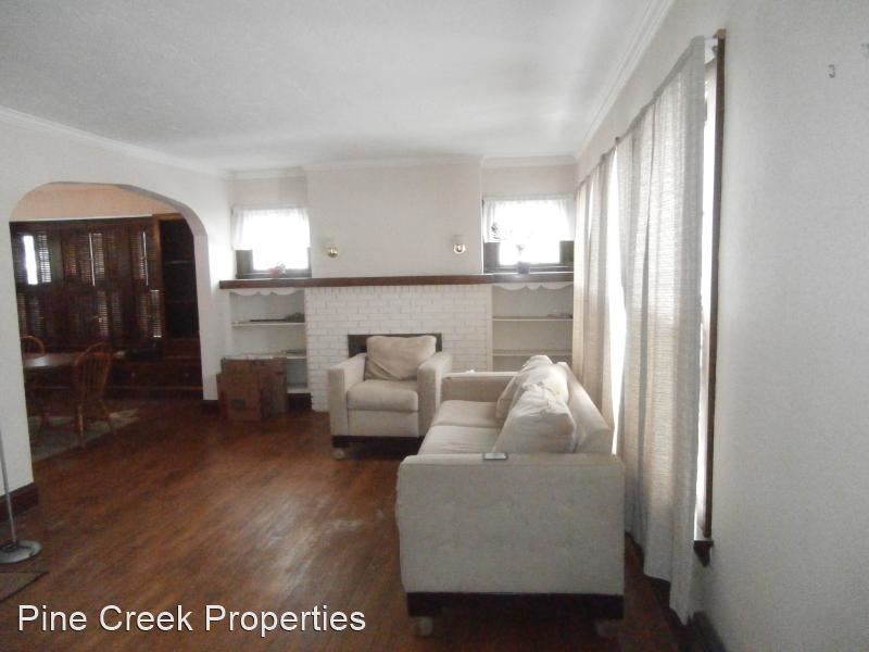 Building Photo - 3 br, 1 bath House - 9902 Robinson Ave