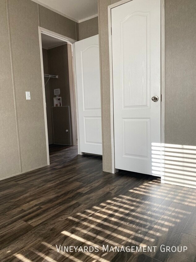 Quiet country setting House Rental in Towanda, KS