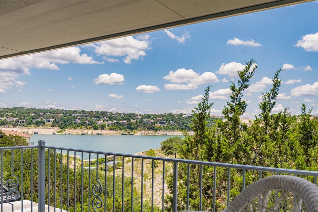 Foto principal - 18607 Lakeland Dr