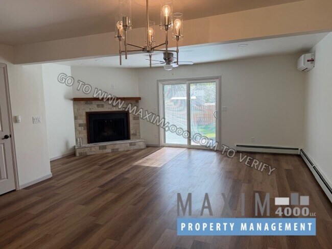 Foto del edificio - 2721 Patterson Rd