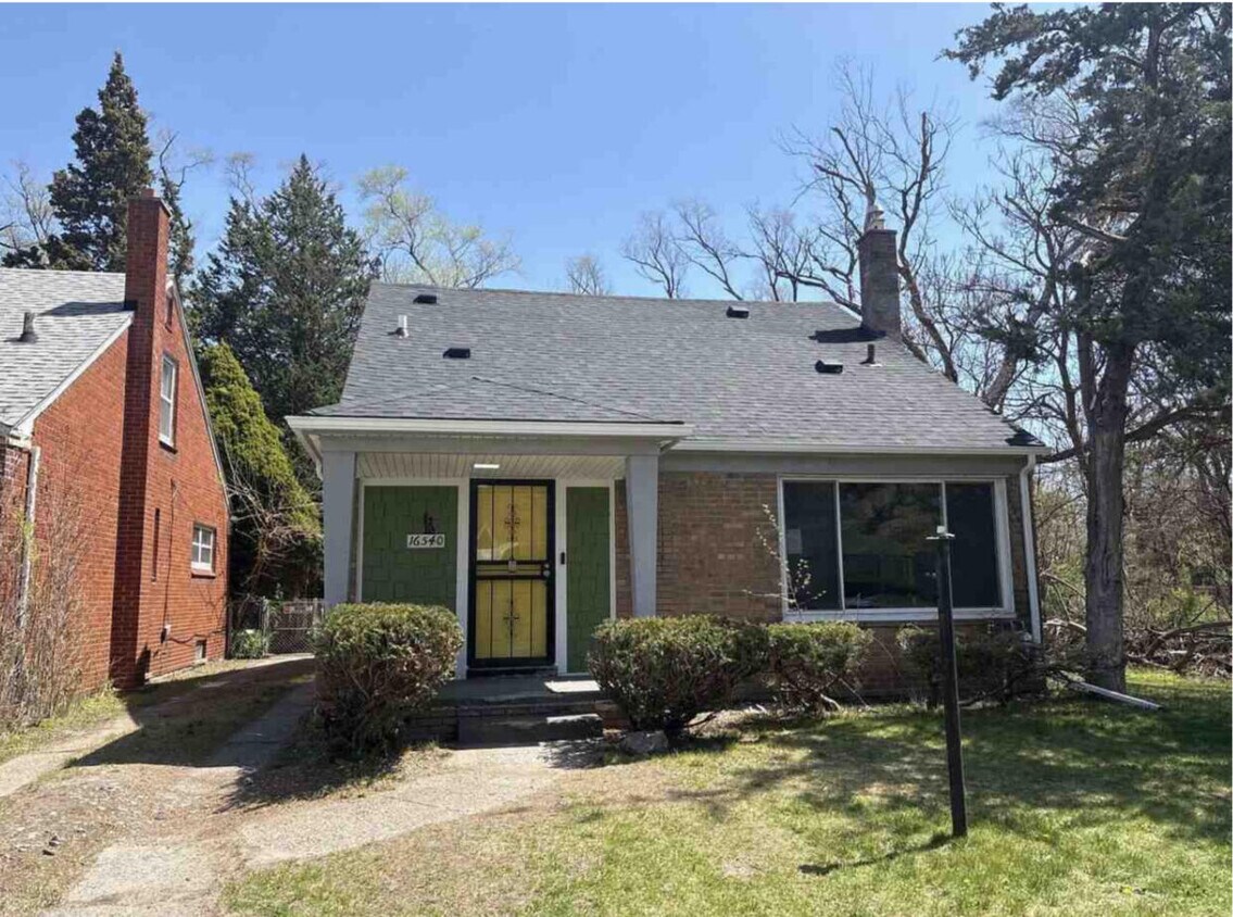 Primary Photo - 16540 Marlowe St