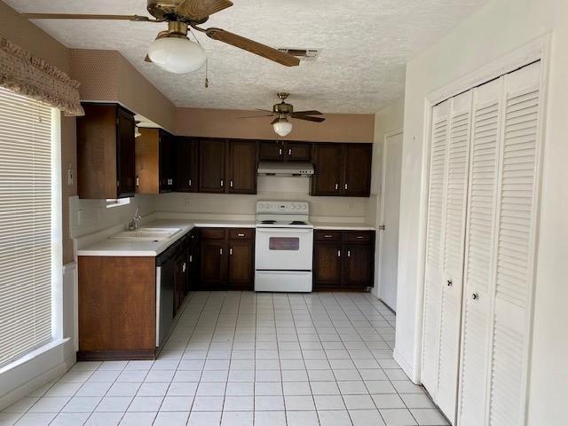 Foto del edificio - 11610 Pine Knoll