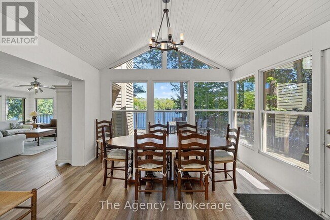 Photo du bâtiment - 1059 Hallett Rd