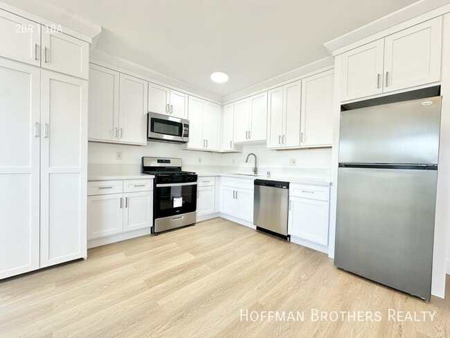 Building Photo - 3522 Bellevue Ave