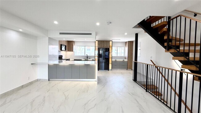 Foto del edificio - 3826 NE 171 St