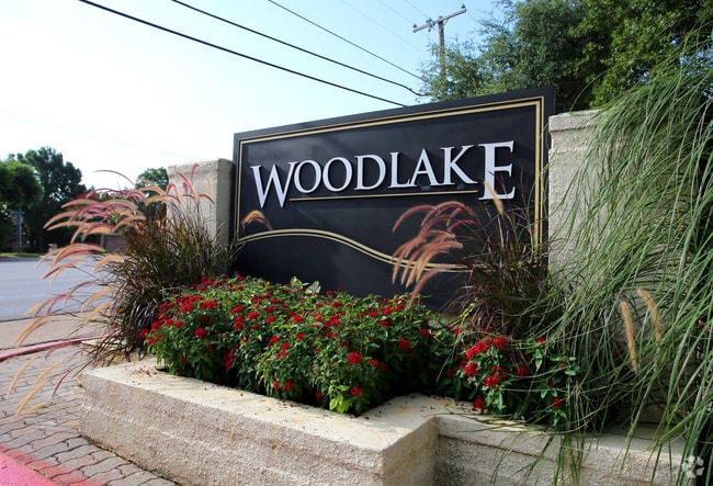 Entrance - Woodlake Apartments