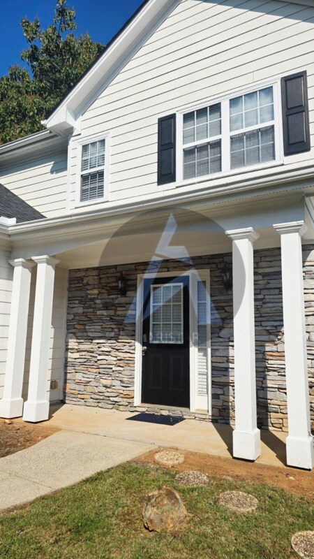 Photo - 2624 McGuire Dr House