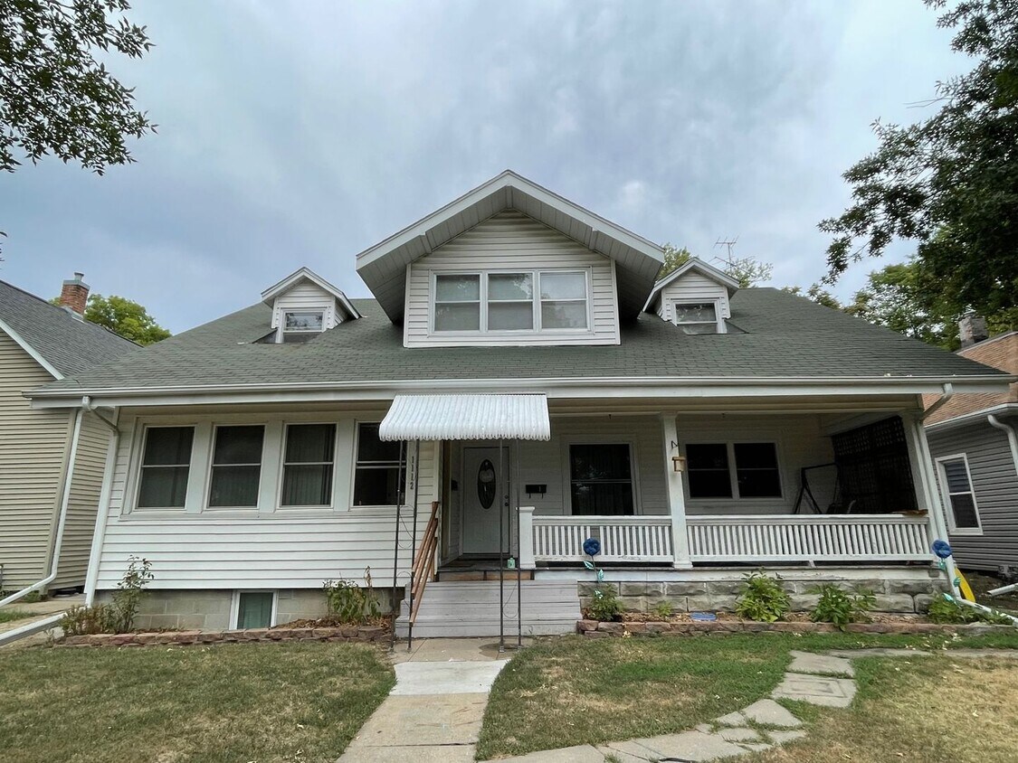 Primary Photo - 1112 Plum St