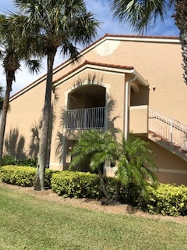 Photo - Laguna Apartment