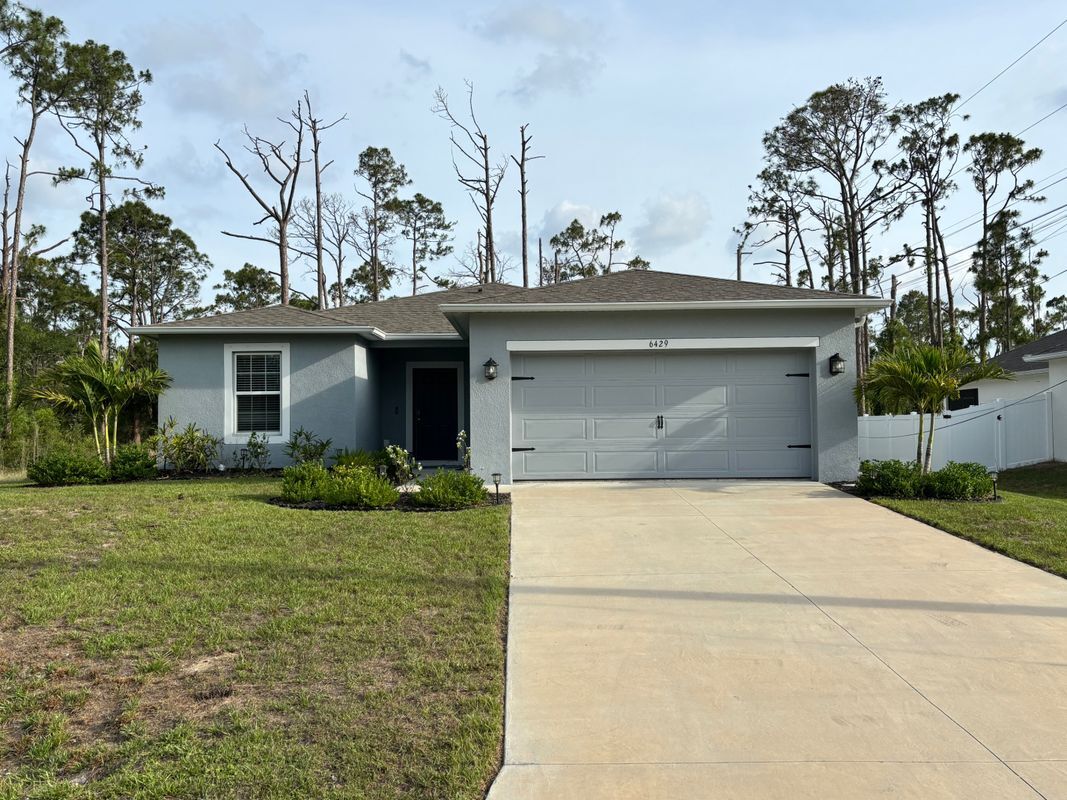 Foto principal - 6429 Starfish Ave