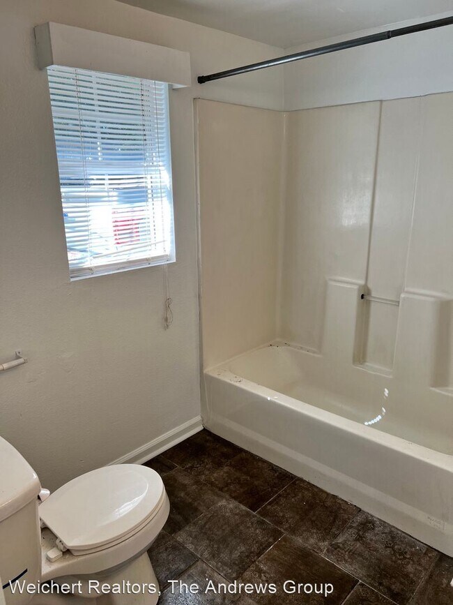 Foto del edificio - Studio, 1 bath House - 1210B N 7th