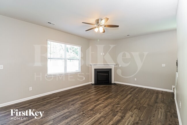 Building Photo - 5048 Deisy May Ln
