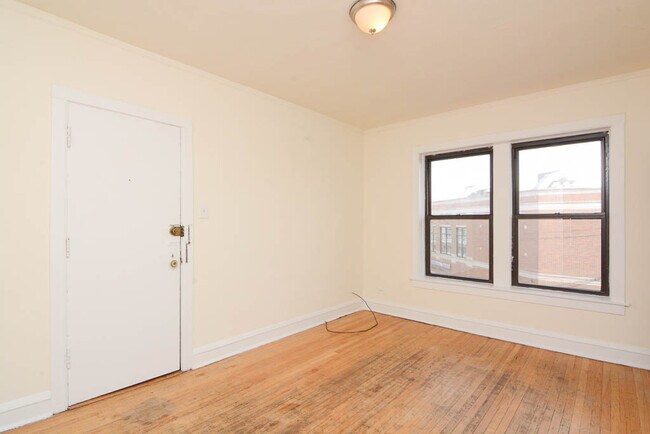 Building Photo - 2714 N Spaulding Ave