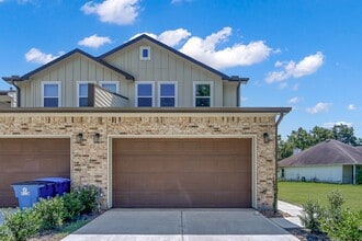 Building Photo - 14839 Spica Ct