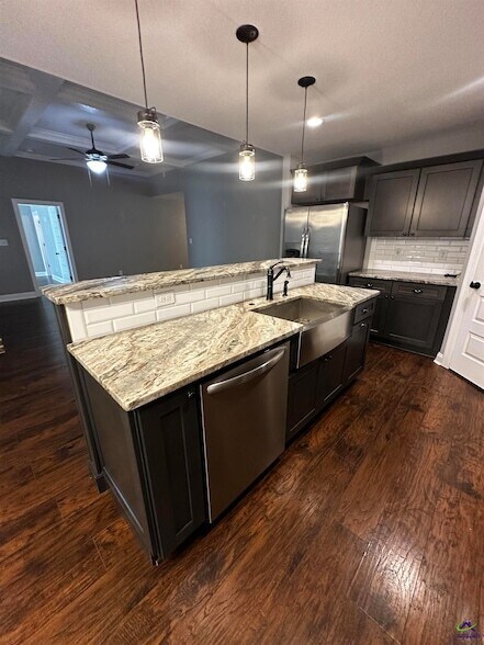 Foto del edificio - 126 Locks Heath Ct