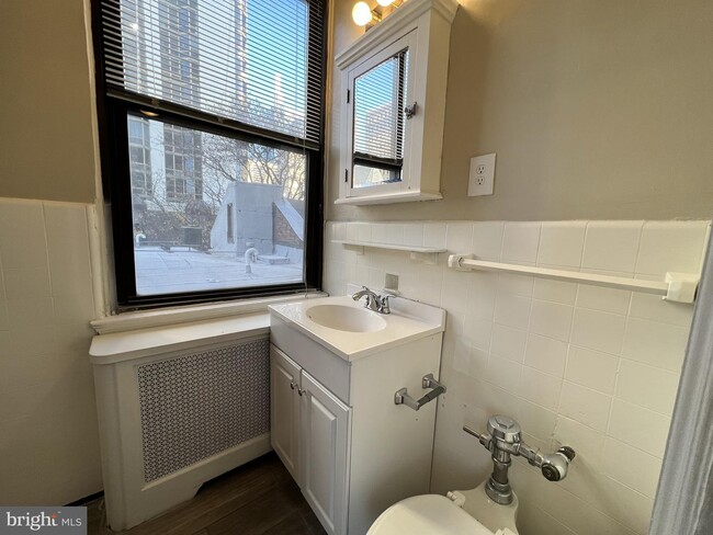 Foto del edificio - 2031 Locust St