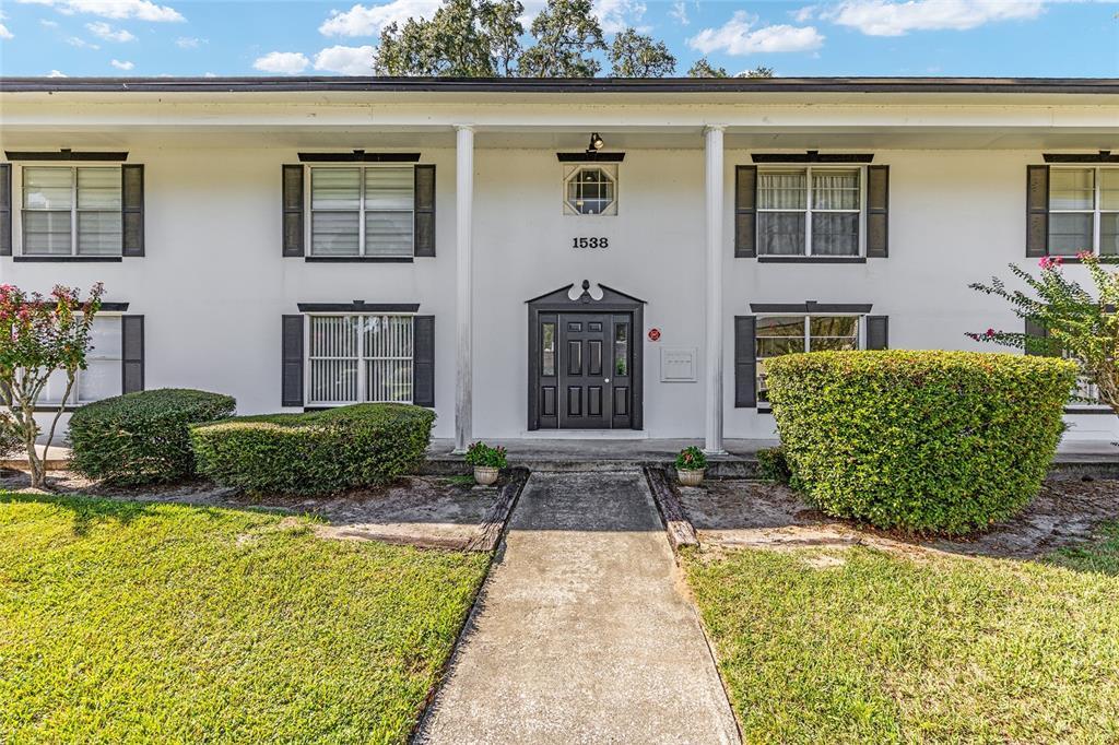 Foto principal - 1538 SE 25th St