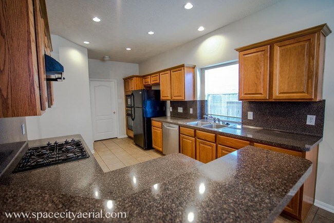 Foto del edificio - 1511 Mustang Crossing