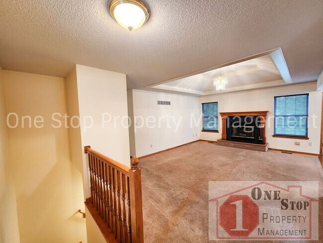 Foto del edificio - 3 Bedroom, 2 Full Bathrooms and oversized ...
