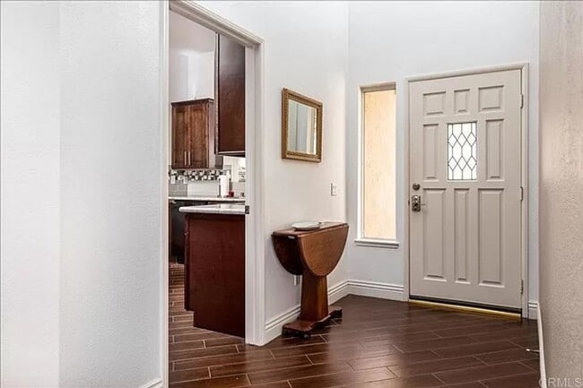 Building Photo - 1742 Hermosita Dr