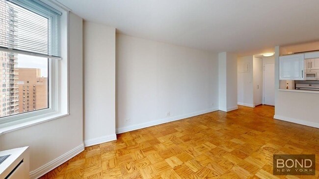 Foto del edificio - 400 E 71st St