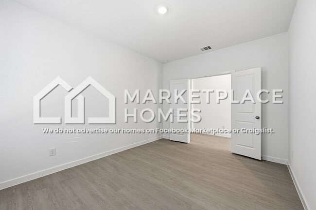 Foto del edificio - 1220 Ponchartrain Dr