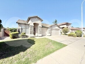 Building Photo - 2185 W Olive Way