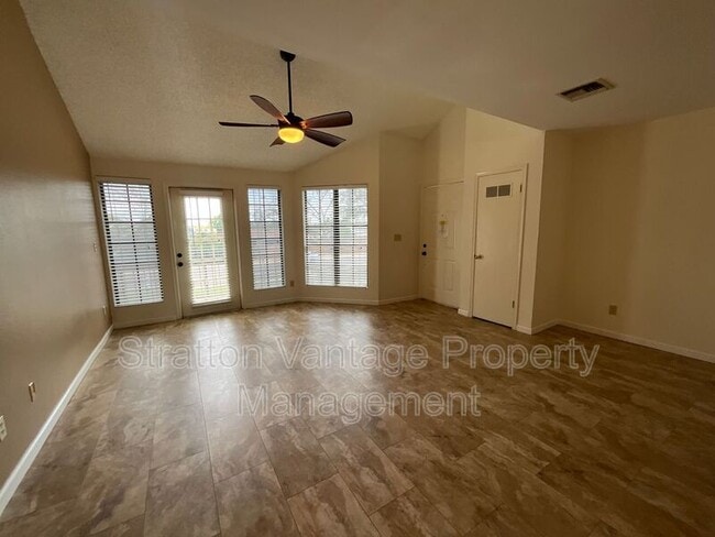 Building Photo - 8888 N 47th Ave