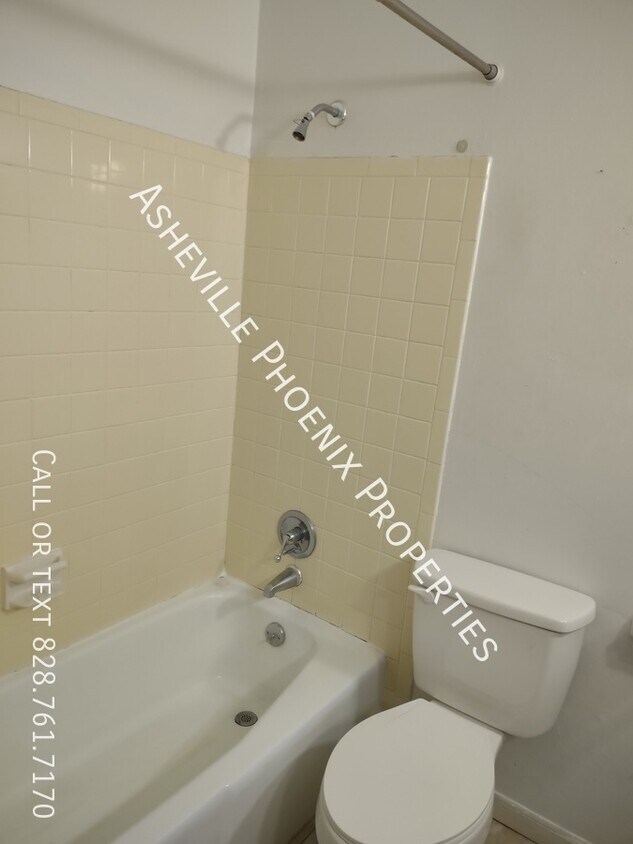Primary Photo - 17 Brookcliff Drive