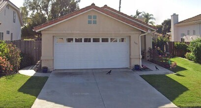 Building Photo - 3743 Via Del Rancho