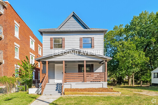 Building Photo - 2723 Park Ave