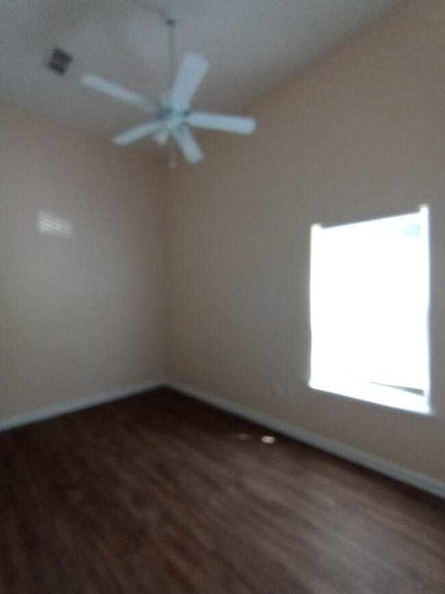 Building Photo - 326 S Dorgenois St