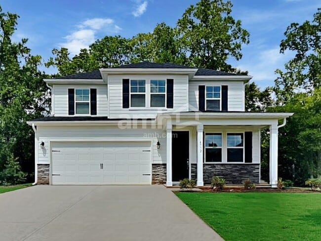 Building Photo - 4772 McDade Lane