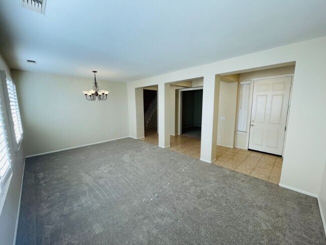 Building Photo - 2878 Rancho Rio Chico