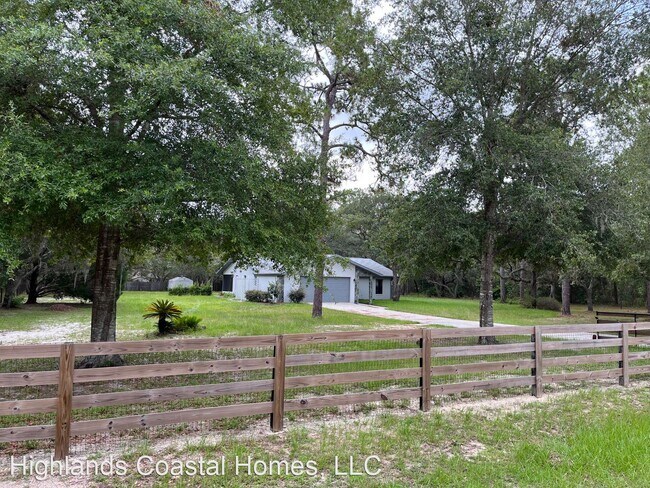 Building Photo - 3 br, 2 bath House - 2355 S. Bolton Ave.