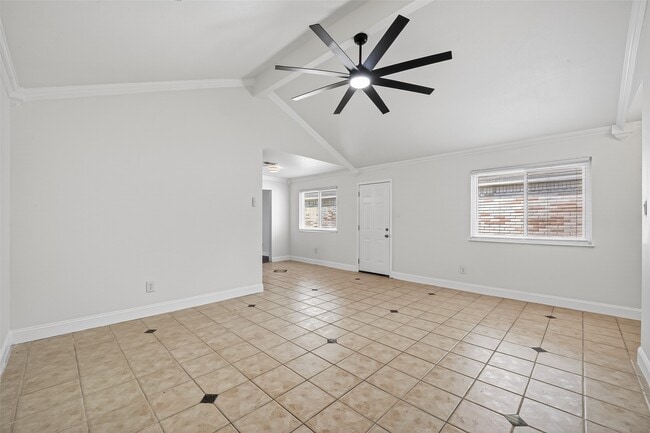 Foto del edificio - 13010 Abalone Way