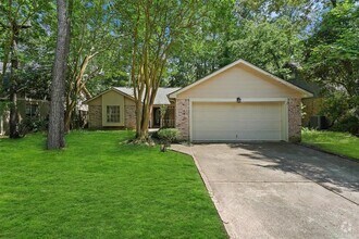 Building Photo - 32 N Pathfinders Cir
