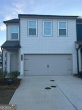 Building Photo - 5520 Highland St