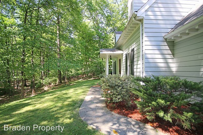 Building Photo - 3 br, 2.5 bath House - 2356 Ilex Court