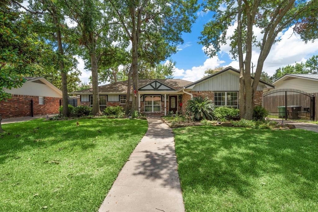 Foto principal - 7007 Northampton Way
